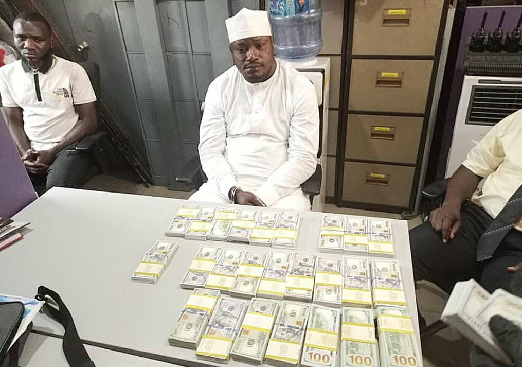 NDLEA, EFCC bust Lagos cartel with fake $269,000