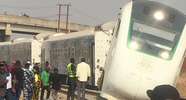 Passengers Stranded As Train Derails In Abuja