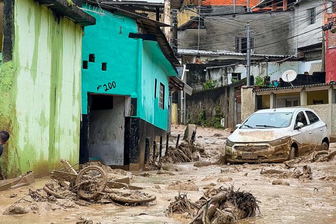 Death toll from Brazil flood hits 48, dozens still missing