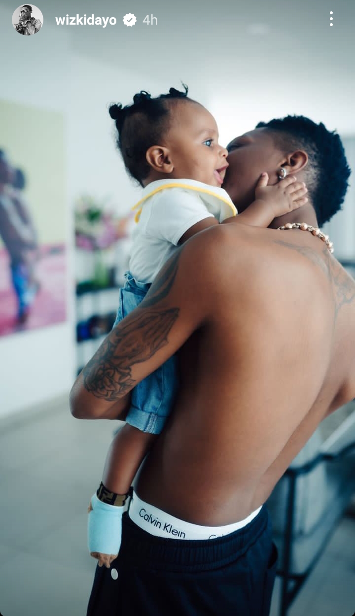 Singer Wizkid Shows Off His Newborn son with Jada P in new photos