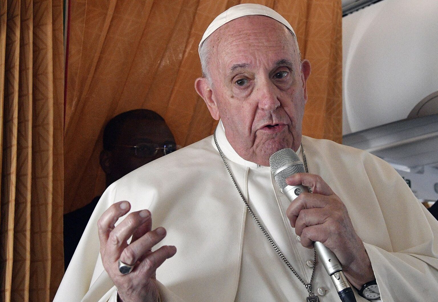 Pope urges end to ethnic hatred in South Sudan 