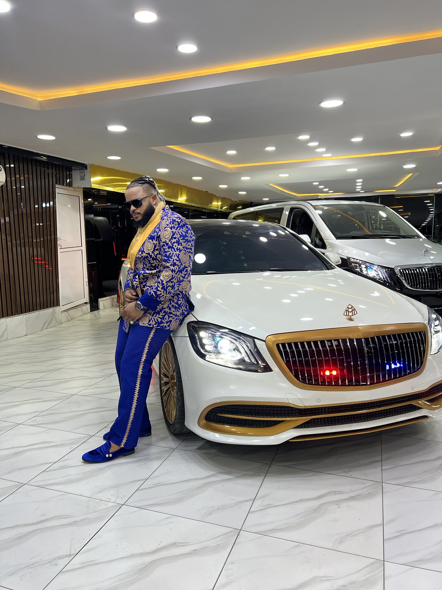 Netizens reacts as White money acquires a new luxurious car