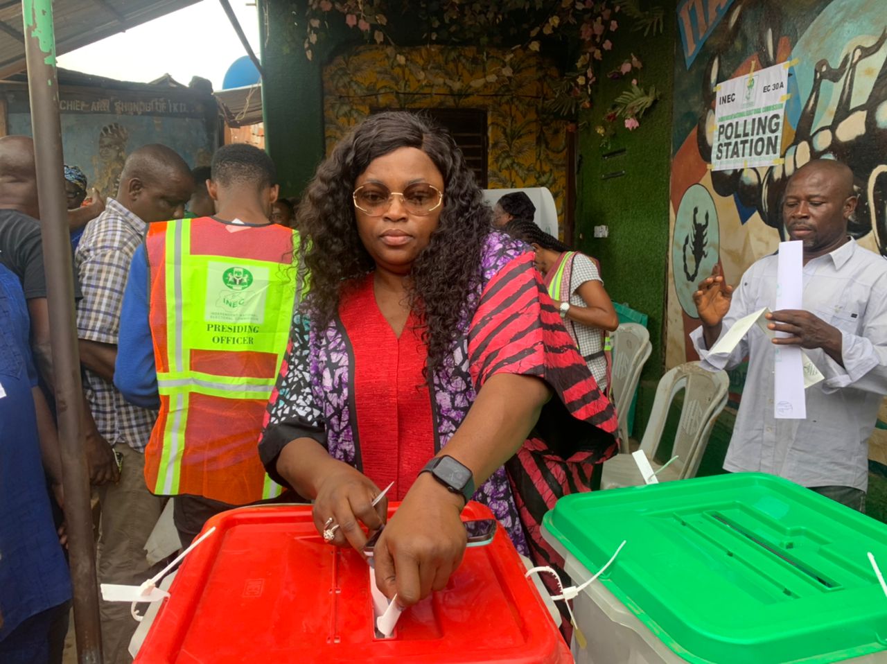 Funke Akindele voting in her polling unit 