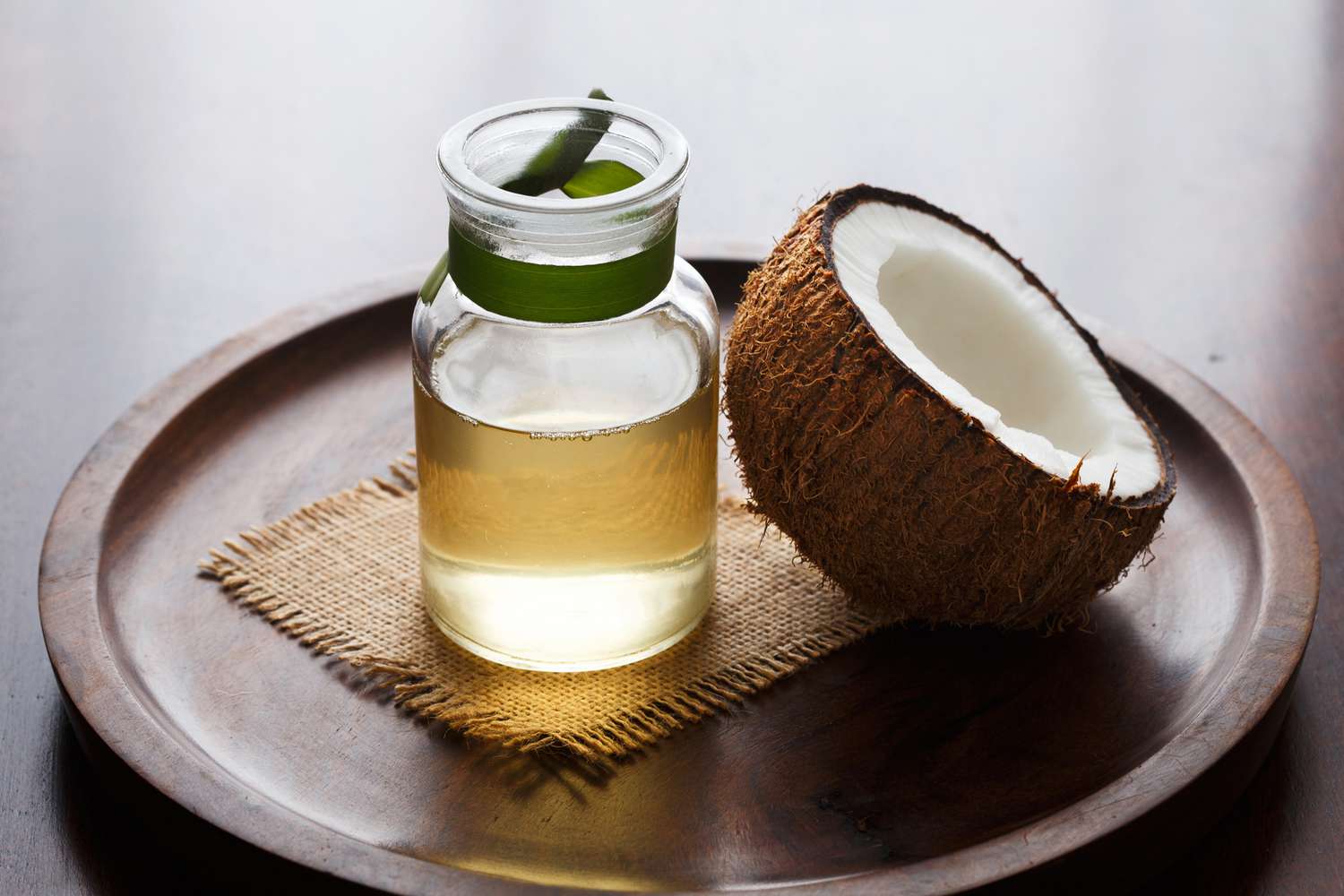 Top 5 Benefits of Coconut Oil on the Skin