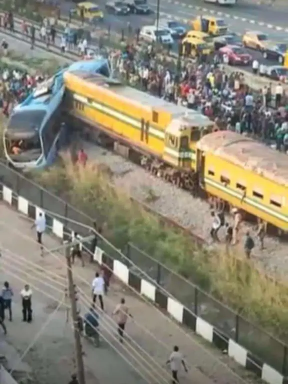 Train crash: Sanwo-Olu suspends campaigns in respect for the train victims