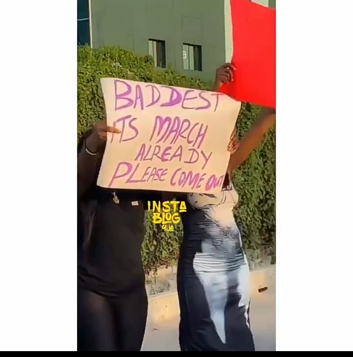 Moment Davido fans were spotted protesting his absence on social media 