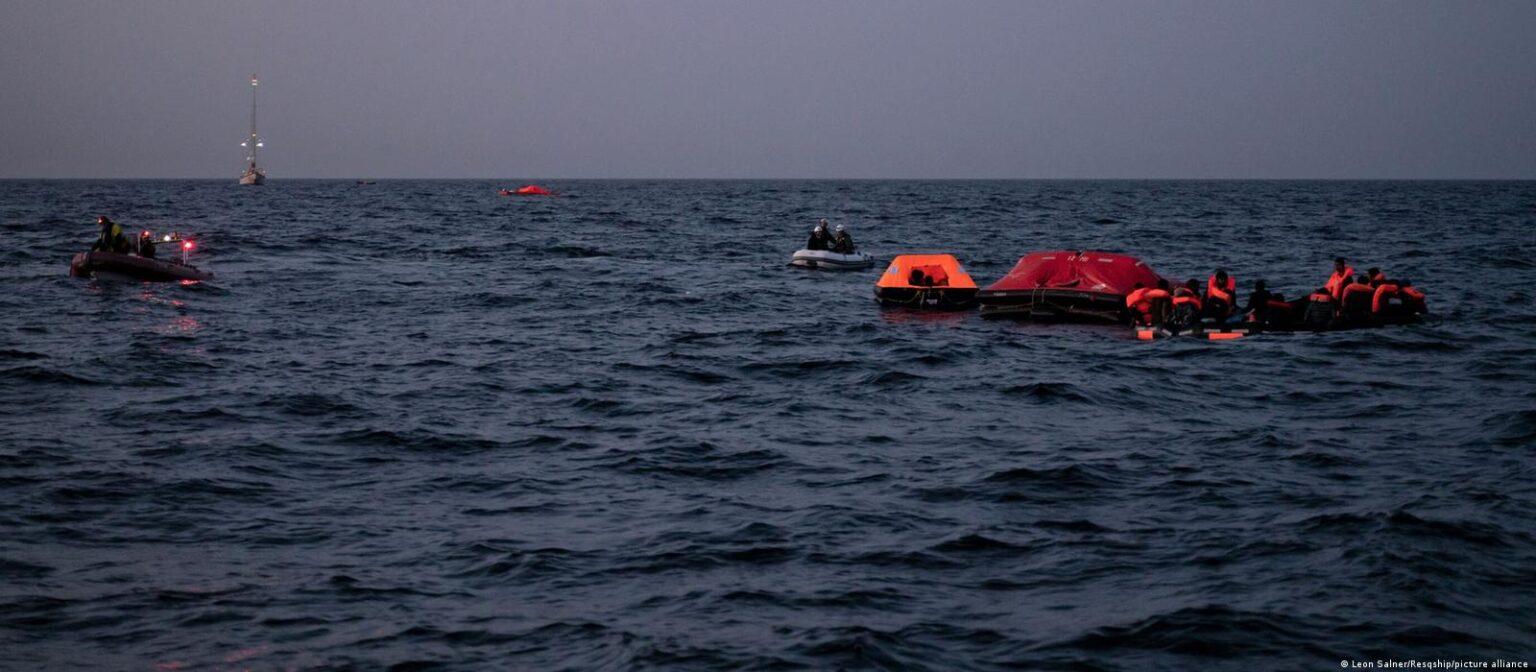 At least 20 migrants missing after a boat sinks off Tunisia