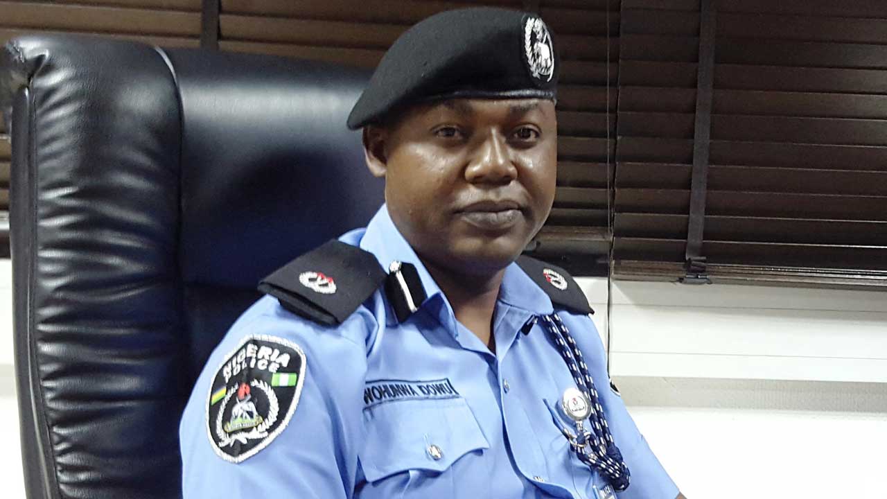 Tension as thugs enforcing court judgement clash in Lagos 