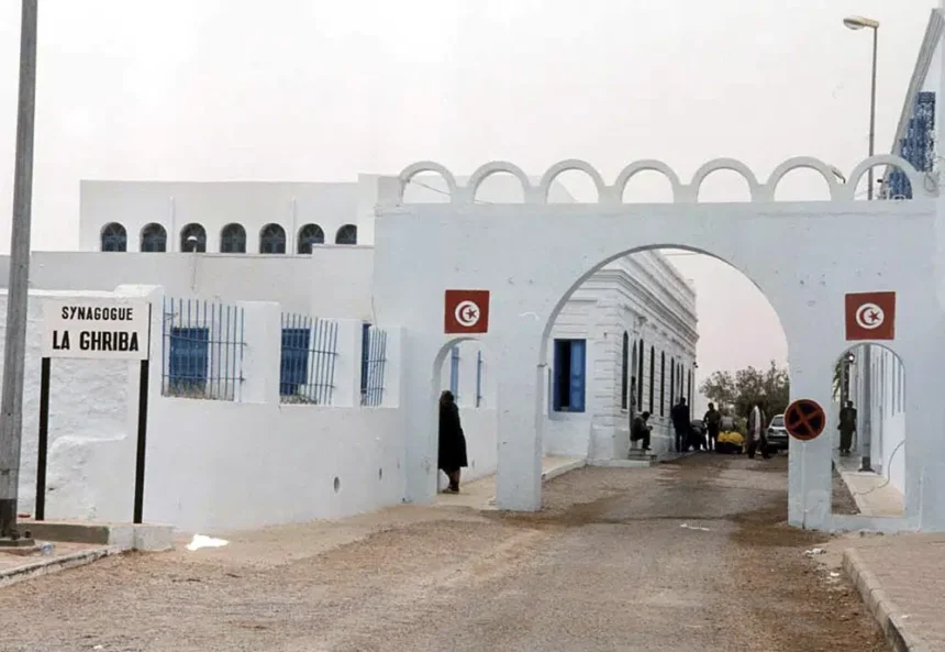 3 killed, 10 injured in shooting near Ghriba synagogue in Tunisia