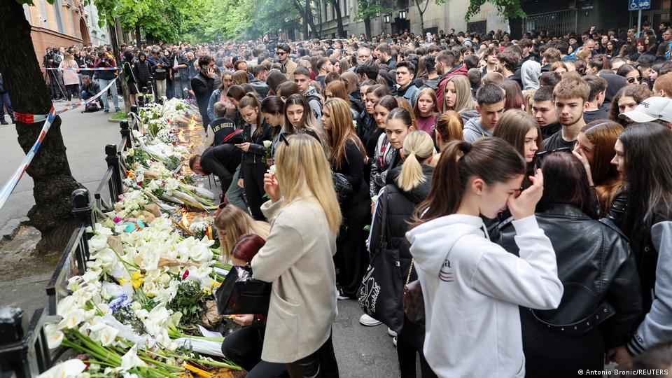 8 fatally shot in Serbia town a day after 9 killed at school