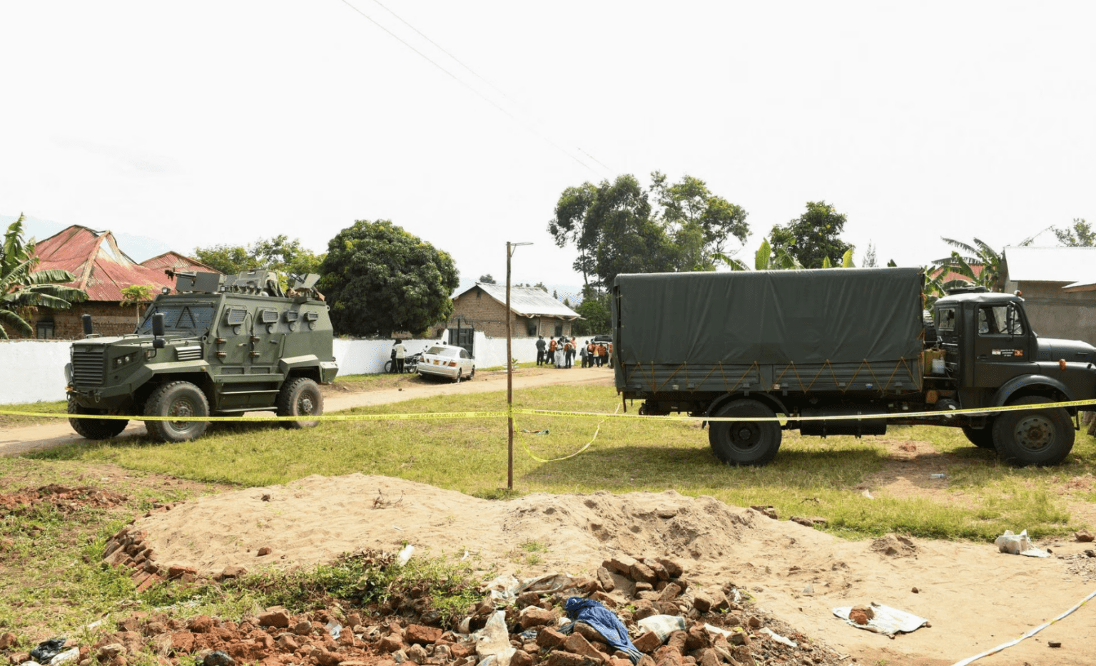 Militants kill 37, kidnap 6 in Ugandan school attack